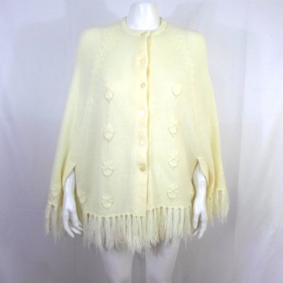 Vintage English Village Poncho Sweater Ivory Acrylic Button Up Fringe - Picture 1 of 5